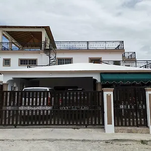 Susaña's House Barahona
